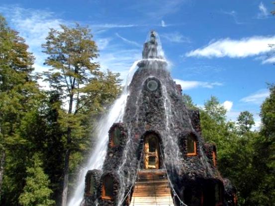 Huilo Huilo, Magic Mountain Hotel
