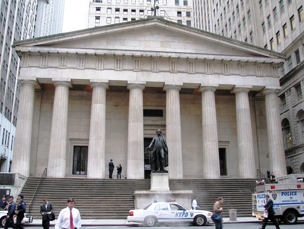 Federal_Hall_front
