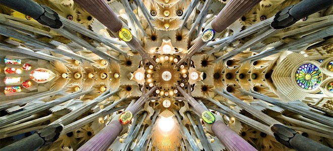 Sagrada_Familia_nave_roof_detail