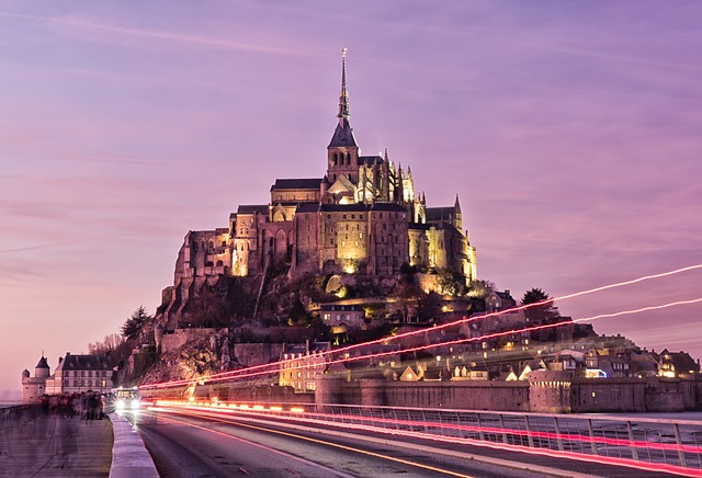 The 18 Things to Know Before Traveling to France
