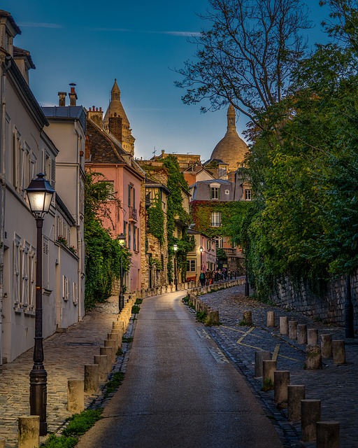 The 18 Things to Know Before Traveling to France