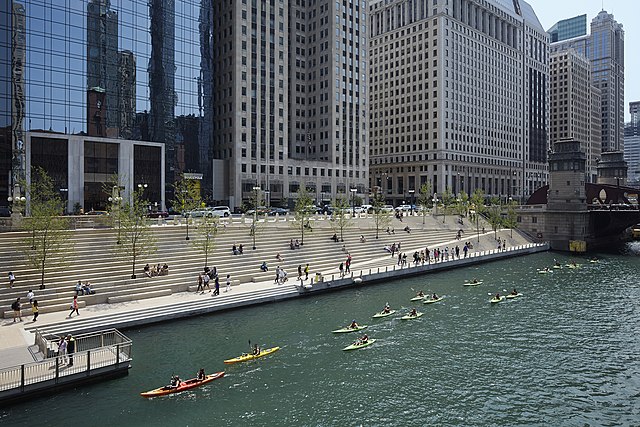The 15 of the Best Things to Do in Chicago For Woman
