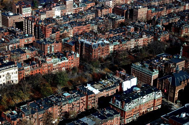 How to Get Around Boston (A Guide to Navigating Around the City and Using its Transportation Framework)