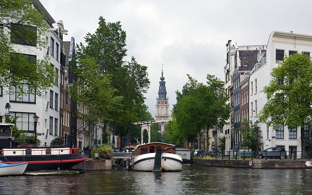 The 18 Best Things to Do For Women in Amsterdam